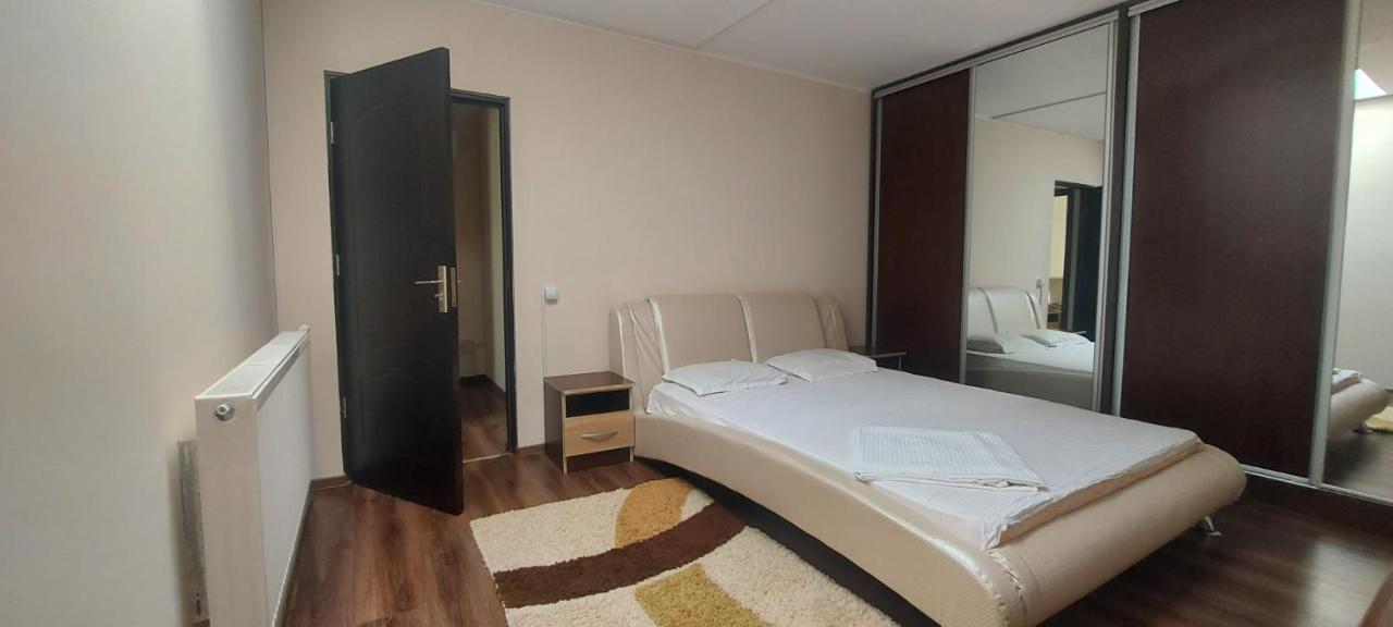 Jolie Suites Brăila Exterior foto