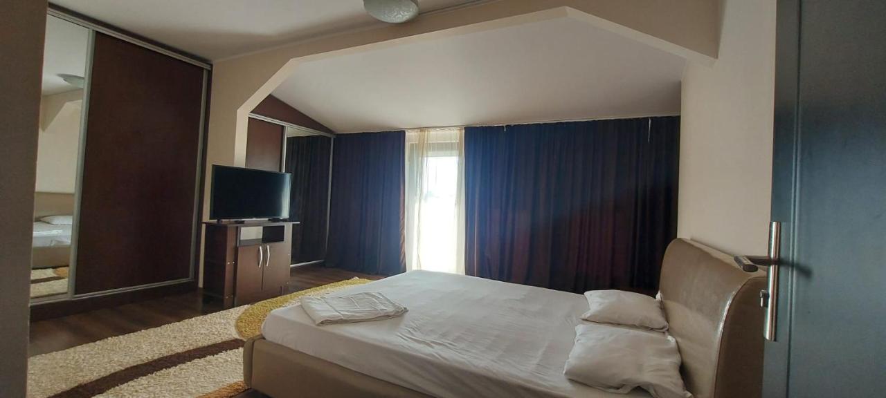 Jolie Suites Brăila Exterior foto